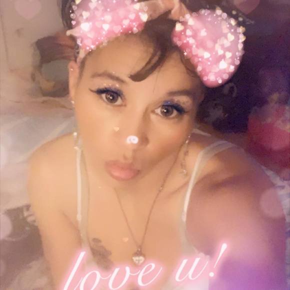 Profile Picture of Luzelena Juarez (@crazylatina1980) on Poshmark