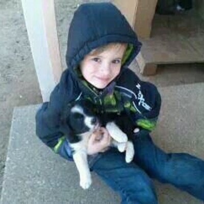 Profile Picture of Angie Holcomb (@angie_holcomb) on Twitter