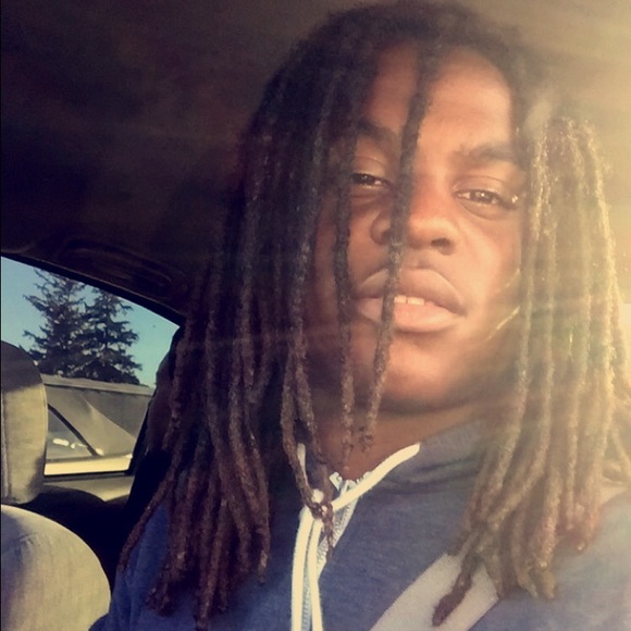 Profile Picture of Aaron Wiley (@aaronw18) on Poshmark