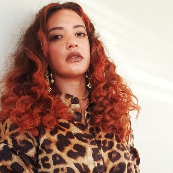 Profile Picture of Alex Sanz (@alexsulay) on Poshmark