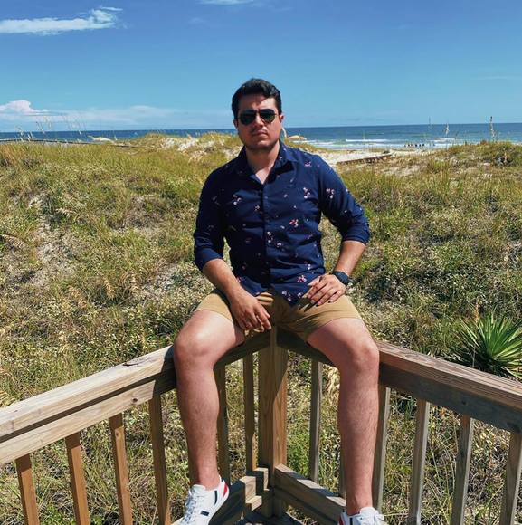 Profile Picture of Juan Lugo (@carloslugo59) on Poshmark