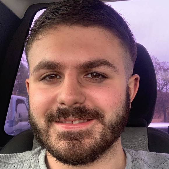 Profile Picture of Alexander Gordon (@alexandergordon) on Poshmark