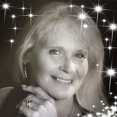 Profile Picture of Alice Rucker (@alicerucker) on Tiktok