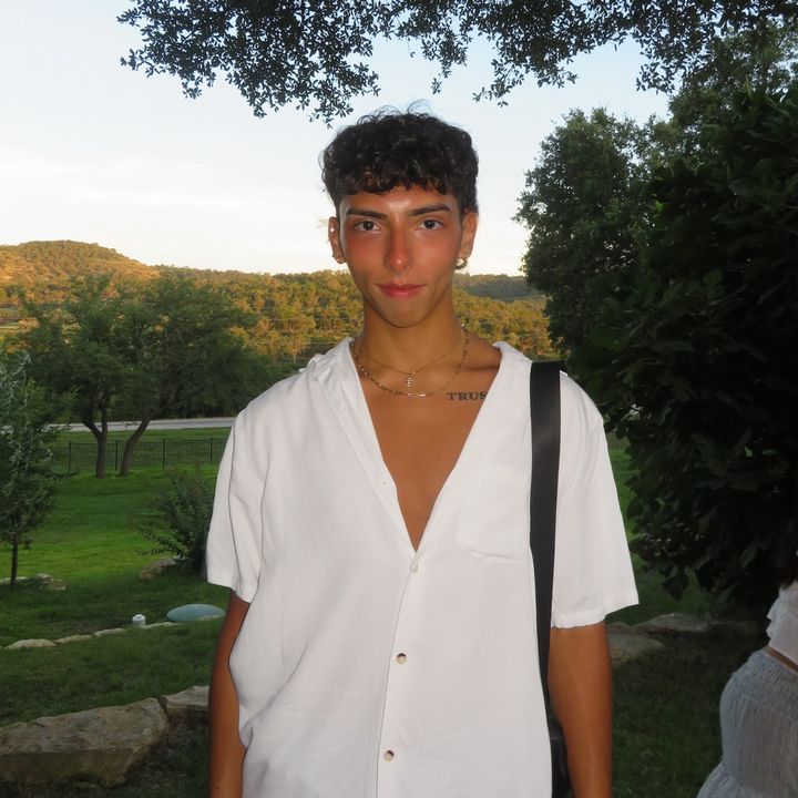 Profile Picture of ray (@raymcg) on Tiktok