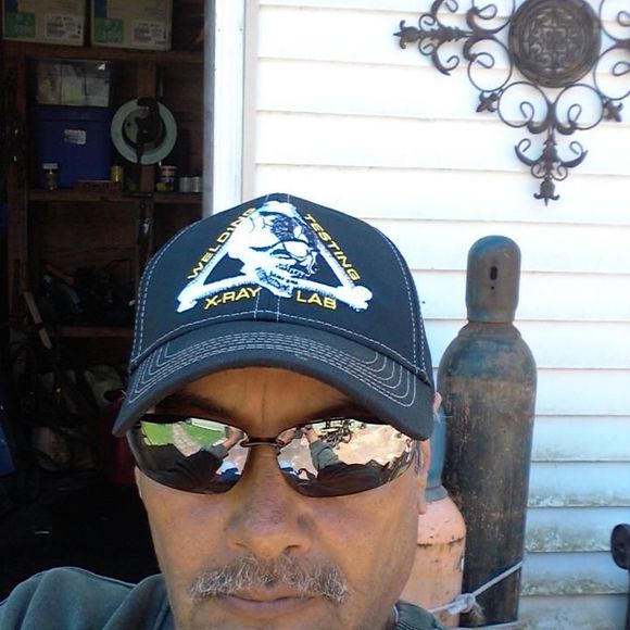 Profile Picture of Frank Lara (@pankylara221) on Poshmark