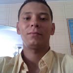 Profile Picture of Charlis Palacios Singer (@charlis.palaciossinger) on Facebook