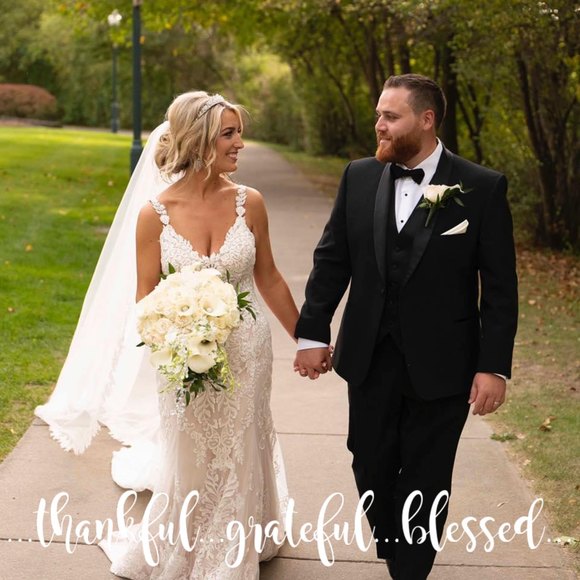 Profile Picture of Alexandra Dennis (@aj_dennis) on Poshmark