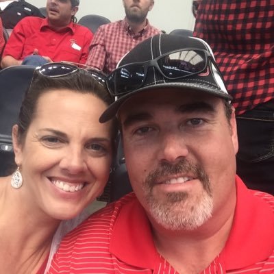 Profile Picture of Jeff Isbell (@atmbulldog98) on Twitter