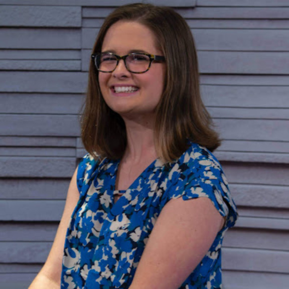 Profile Picture of Jenna Gabrielson (@jennagabrielson) on Poshmark