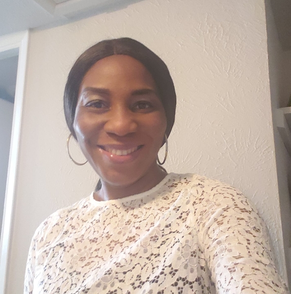 Profile Picture of Abidemi Ajayi (@abidemiajayi001) on Poshmark