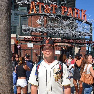 Profile Picture of Leonard Hodges (@LenoHodges) on Twitter