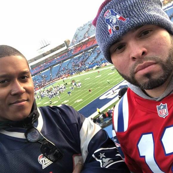 Profile Picture of Mateo Mateo (@chrismateo1986) on Poshmark