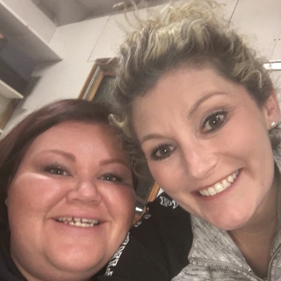 Profile Picture of Tabitha Lyons (@tabbybrook) on Poshmark