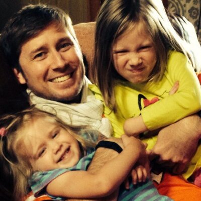 Robert Mackey - Twitter Profile Picture of Robert Mackey (@RMFollett) on Twitter