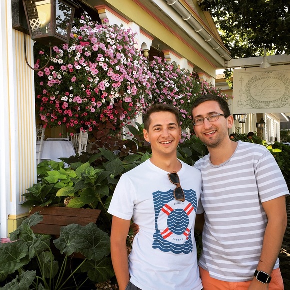 Profile Picture of Chris Suozzo (@csuozzo) on Poshmark