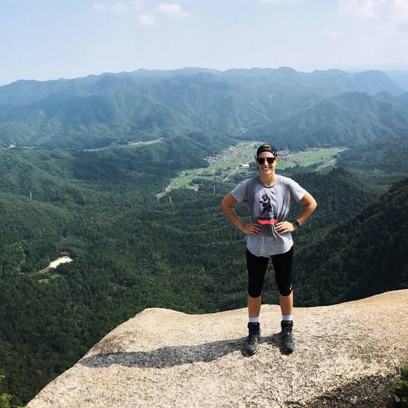 Kate Cantrell - Poshmark Profile Picture of Kate Cantrell (@kecantrell13) on Poshmark