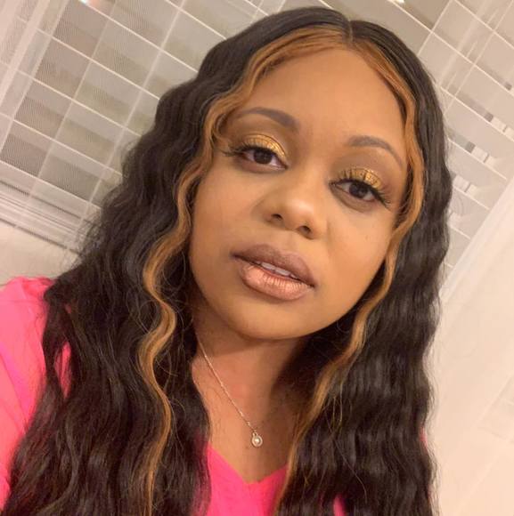 Profile Picture of Dominique Clay (@claydominique19) on Poshmark