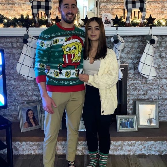 Alexa Robertiello - Poshmark Profile Picture of Alexa Robertiello (@alexababiie) on Poshmark