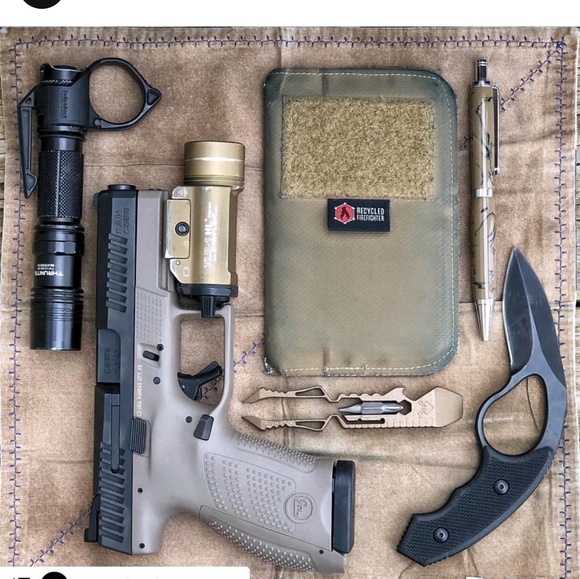 Profile Picture of Joshua Casey (@jcasey3387) on Poshmark