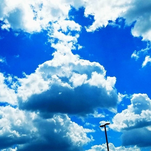 Profile Picture of Piper Perabo (@piperperabo) on Poshmark