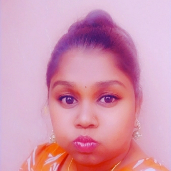 Jeni Jenirer - Poshmark Profile Picture of Jeni Jenirer (@sudhamarry1976) on Poshmark