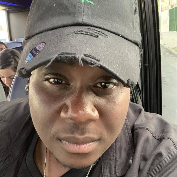 Profile Picture of Dwayne Greene (@blaqgotsole) on Poshmark