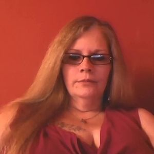 Profile Picture of Shannon S Enright (@brneyesblue6988) on Myspace