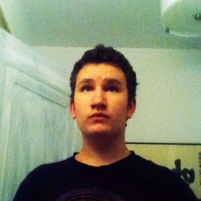 Profile Picture of Robin Lennox (@Robin_Lennox) on Twitter