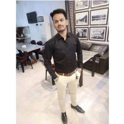 Profile Picture of Samkit Jain (@Samkitjain1998) on Twitter