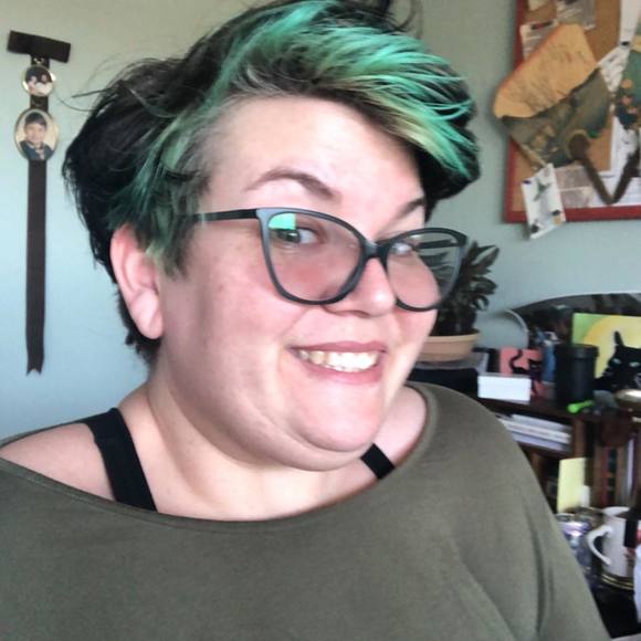 Profile Picture of Shalimar Anderson (@shalimarism) on Poshmark