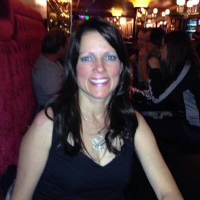 Profile Picture of Mary Farrar (@farrar_mary) on Twitter