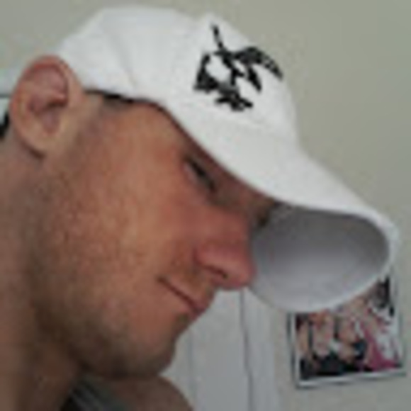 Profile Picture of Jesse Mcguire (@jesseleevaliant) on Poshmark