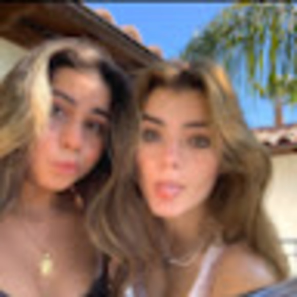 Profile Picture of Carly Giles (@carlygiles2005) on Poshmark