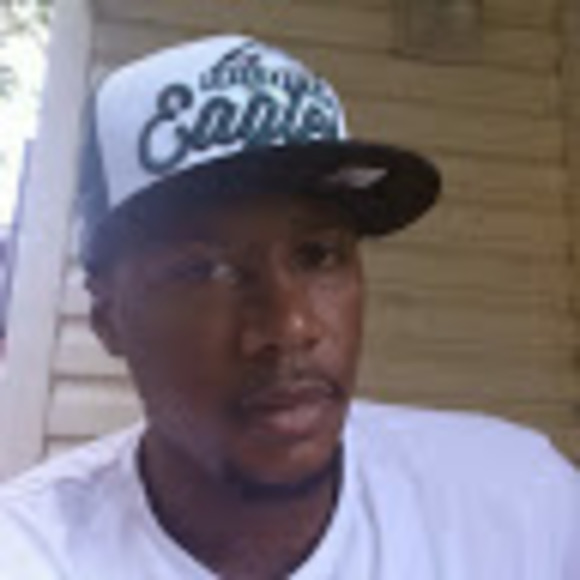 Profile Picture of Marcus Glenn (@mglenn24) on Poshmark