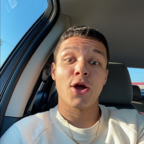 Profile Picture of Zachary Garcia (@zachgarcia17) on Poshmark