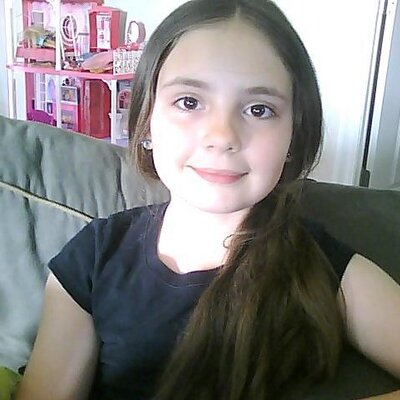Profile Picture of Lisa Schell (@lisashelllove) on Twitter