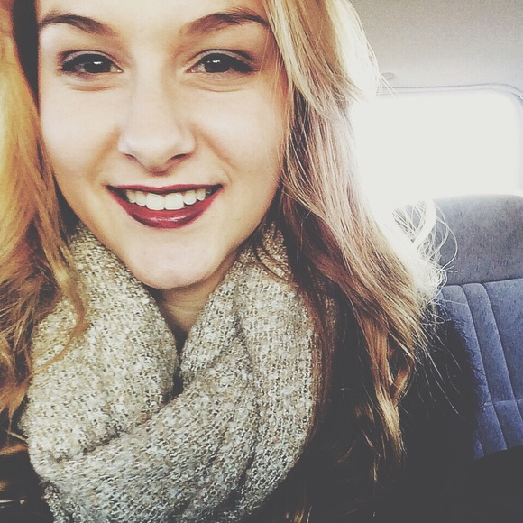 Profile Picture of Bailey Mcconnell (@bailey_mc34) on Poshmark