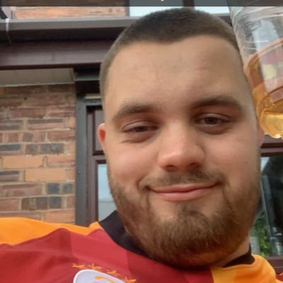 Profile Picture of Tom Varney (@tomvarneyyy) on Twitter