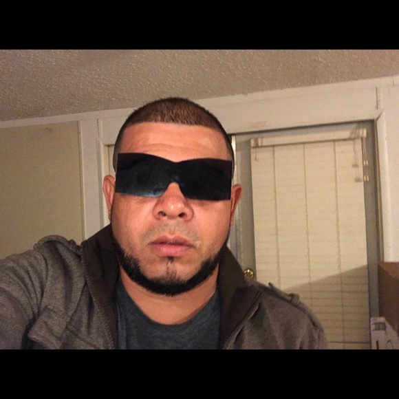 Profile Picture of Oscar Vallecillo (@oscarvalle) on Poshmark