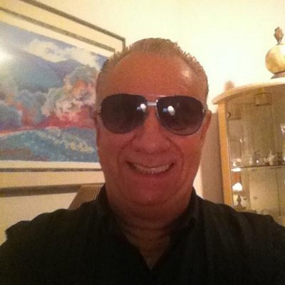 Profile Picture of Robert (@RobertVenditti3) on Twitter