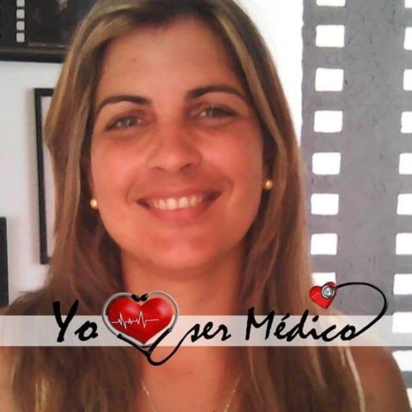 Profile Picture of Yanaisa Gerónimo pérez (@yanagp98) on Poshmark