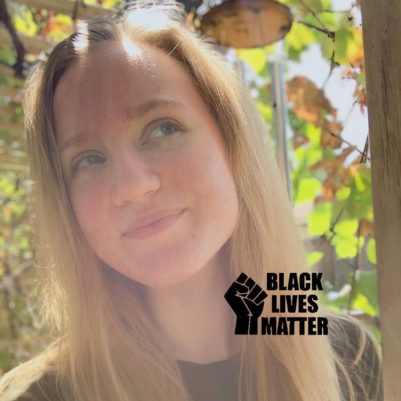 Profile Picture of Allison Mccoin (@allisonmccoin) on Poshmark