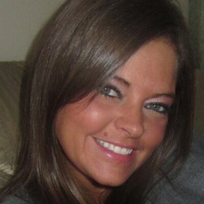 Profile Picture of Melissa McNamee (@MelMac0923) on Twitter