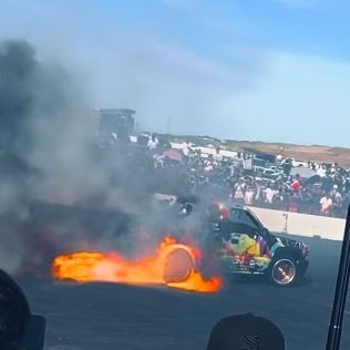 Profile Picture of Noel$$ (@elcompa5417) on Tiktok