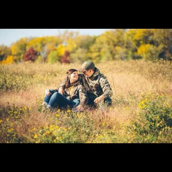 Profile Picture of Katrina Eeten (@katrinaeeten) on Poshmark