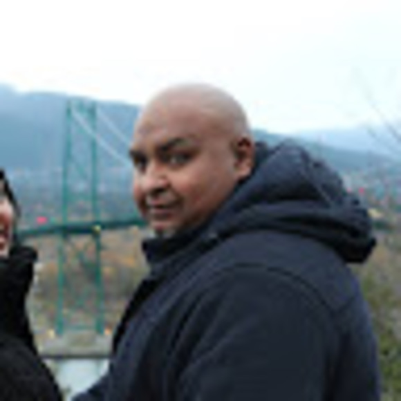 Profile Picture of Mohamed Feroze (@manfisco) on Poshmark