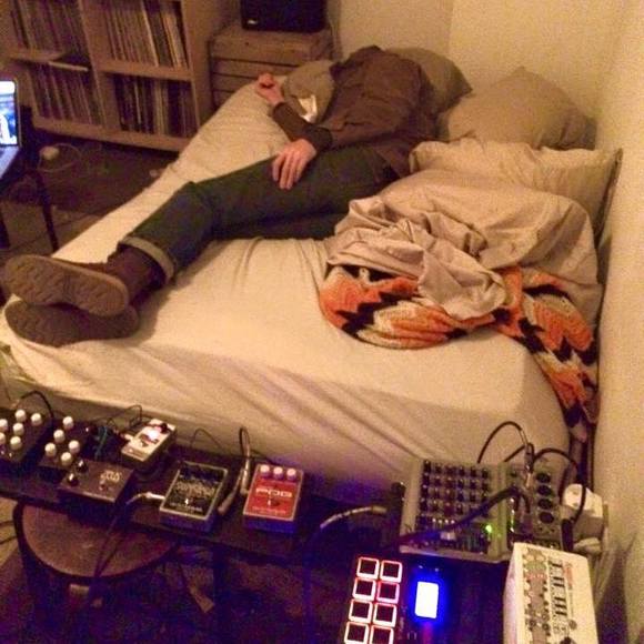 Profile Picture of Johnathon Ford (@currenttaste) on Poshmark