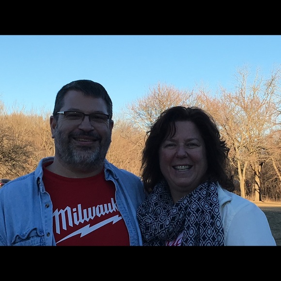 Profile Picture of Peggy Kubricky (@pakubricky) on Poshmark