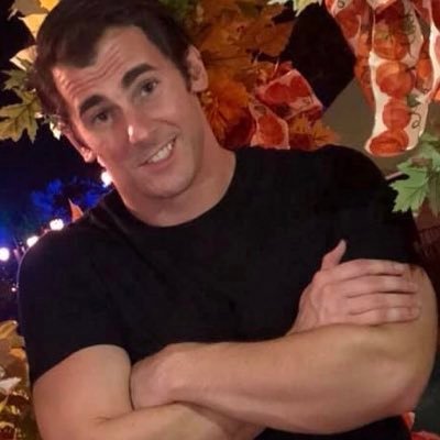 Profile Picture of Alex Gerard (@@forestofthorns) on Twitter