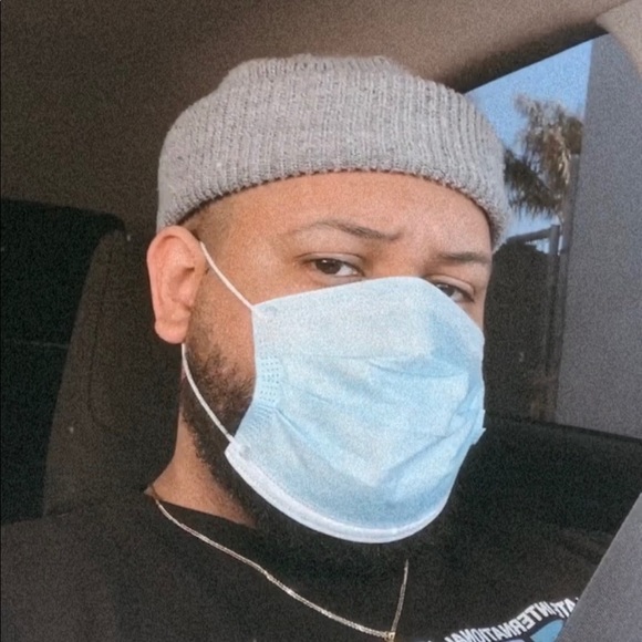 Profile Picture of Michael Hurd (@hurdistheword) on Poshmark